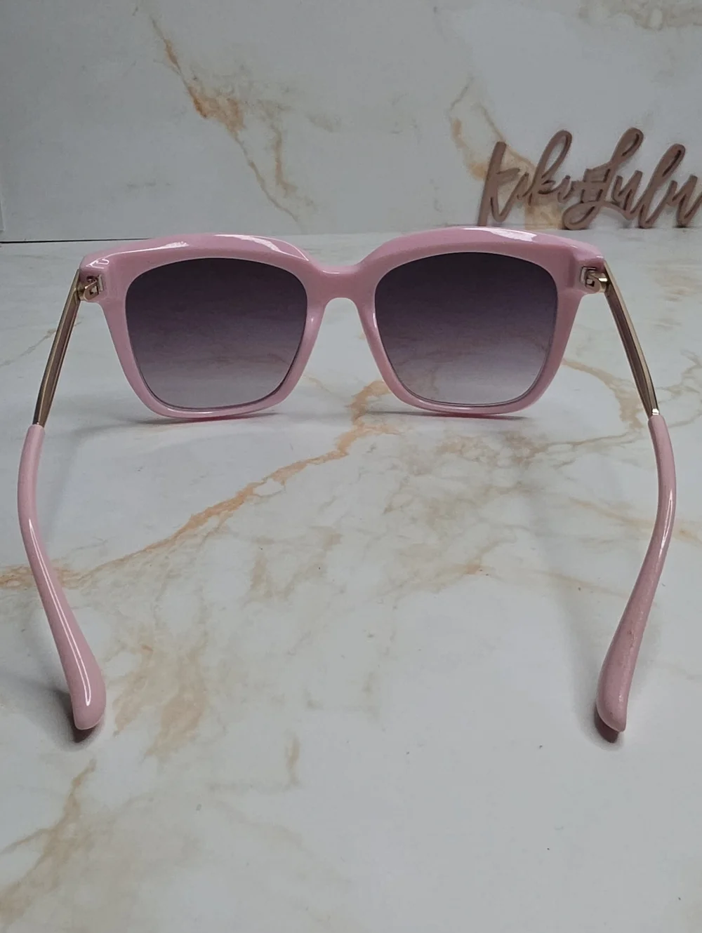 Diff Eyewear Hailey Oversized Sunglasses No Case